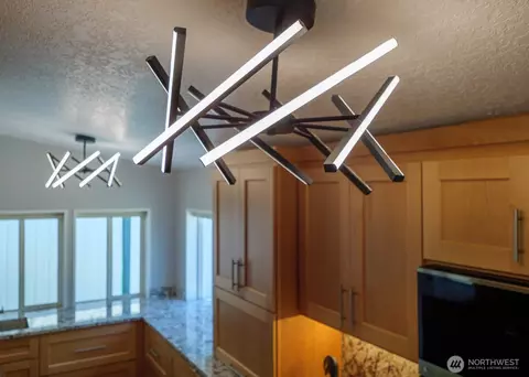 Kitchen - 291 Spencer Rd, Sequim, WA 98382 photo 3 of 4