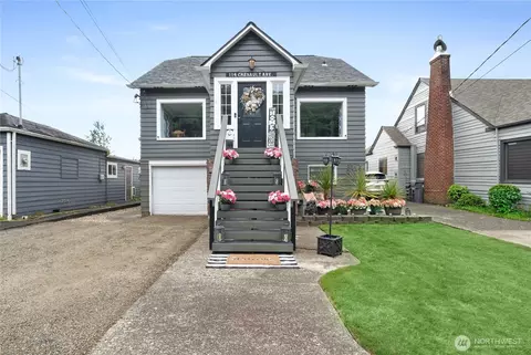 114 Chenault Ave, Hoquiam, WA 98550