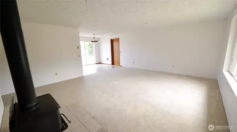 Living - 52 Hampton Ct #5, Sequim, WA 98382 photo 1 of 6