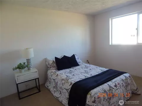 Bedroom - 52 Hampton Ct #5, Sequim, WA 98382 photo 4 of 5