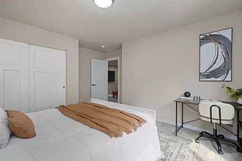 Bedroom - 22517 41st Dr SE, Bothell, WA 98021 photo 6 of 7