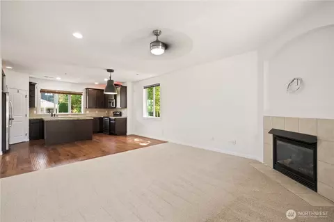 Living - 21011 SE 39th Dr, Bothell, WA 98021 photo 4 of 5