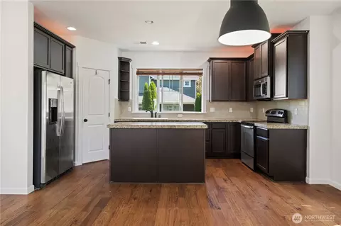 Kitchen - 21011 SE 39th Dr, Bothell, WA 98021 photo 1 of 3