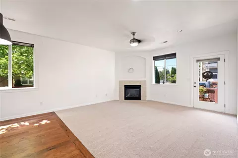 Living - 21011 SE 39th Dr, Bothell, WA 98021 photo 3 of 5