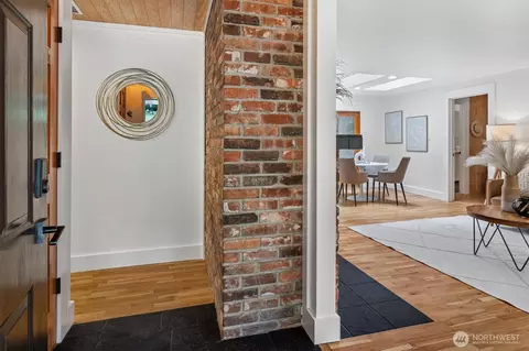 Entry Way - 22914 2nd Ave SE, Bothell, WA 98021 photo 1 of 1