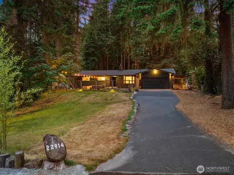 22914 2nd Ave SE, Bothell, WA 98021