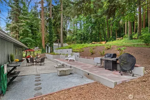 Exterior - 22914 2nd Ave SE, Bothell, WA 98021 photo 10 of 19