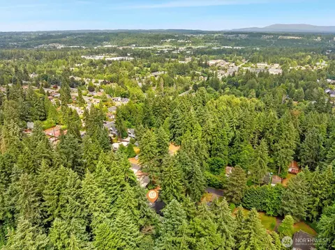 View/Area - 22914 2nd Ave SE, Bothell, WA 98021 photo 3 of 3