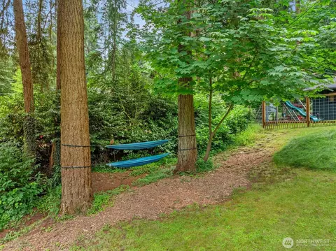 Exterior - 22914 2nd Ave SE, Bothell, WA 98021 photo 14 of 19