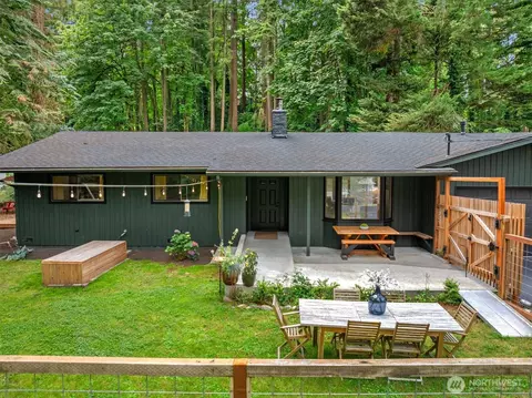 Exterior - 22914 2nd Ave SE, Bothell, WA 98021 photo 4 of 19