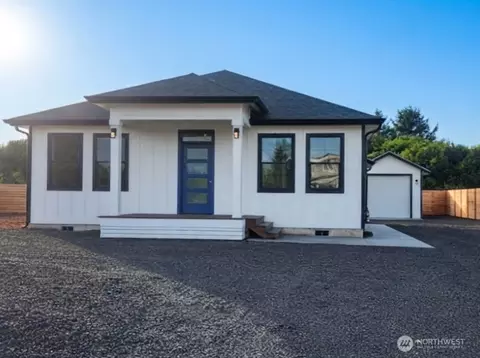 446 Salina Cruz Ave SW, Ocean Shores, WA 98569