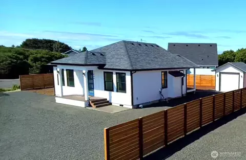 446 Salina Cruz Ave SW, Ocean Shores, WA 98569