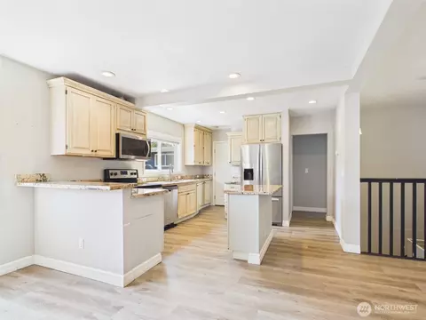 Kitchen - 2906 16th St, Everett, WA 98201 photo 2 of 6