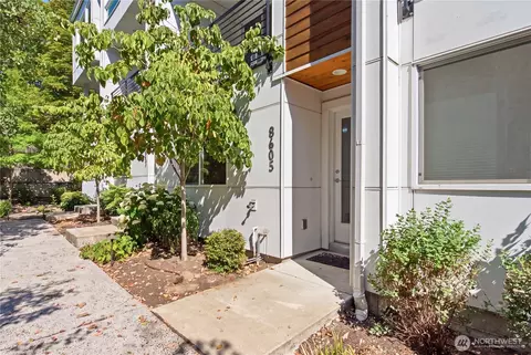 8605 21st Pl NE #Q80, Seattle, WA 98115