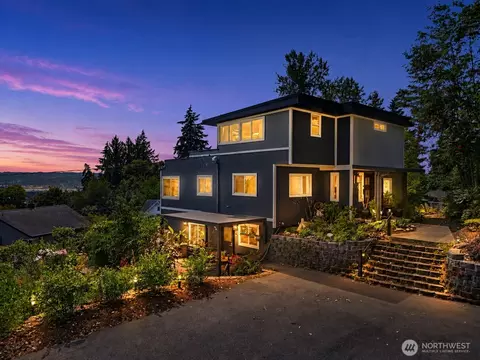 205 S Hartford, Bremerton, WA 98312
