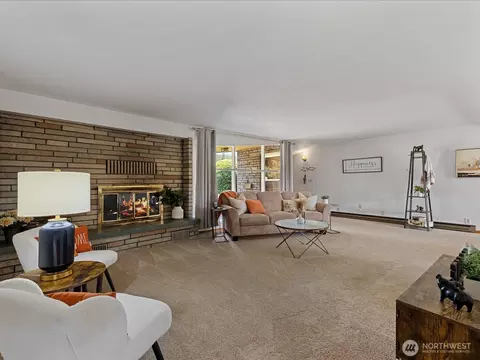 Living - 4507 Rucker Ave, Everett, WA 98203 photo 6 of 7