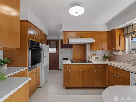 Kitchen - 4507 Rucker Ave, Everett, WA 98203 photo 2 of 5