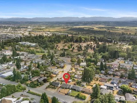 View/Area - 4507 Rucker Ave, Everett, WA 98203 photo 2 of 3