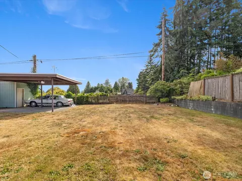 Exterior - 4507 Rucker Ave, Everett, WA 98203 photo 8 of 11