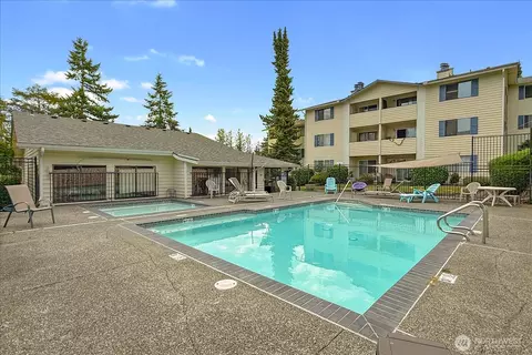12906 8th Ave W #F102, Everett, WA 98204