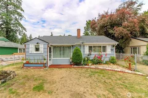 1425 118th St S, Tacoma, WA 98444