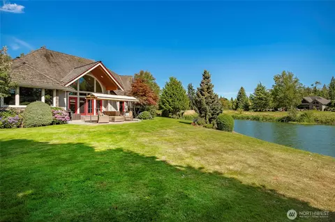 8793 Osprey Rd, Blaine, WA 98230
