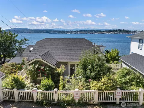 506 Perry Ave N, Port Orchard, WA 98366