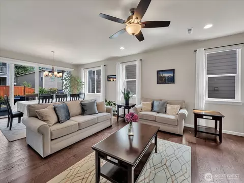 Living - 315 182nd St SE, Bothell, WA 98012 photo 3 of 7