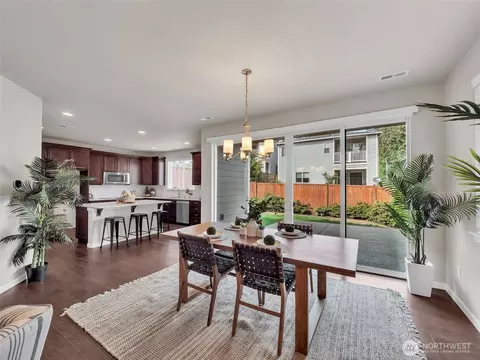 Dining - 315 182nd St SE, Bothell, WA 98012 photo 1 of 2