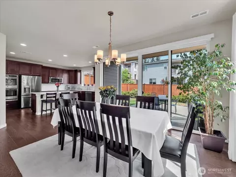 Dining - 315 182nd St SE, Bothell, WA 98012 photo 2 of 3