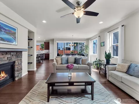 Living - 315 182nd St SE, Bothell, WA 98012 photo 6 of 7