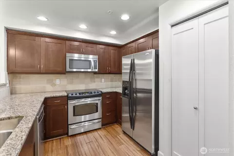 Kitchen - 15408 Main St #208, Mill Creek, WA 98012 photo 2 of 3