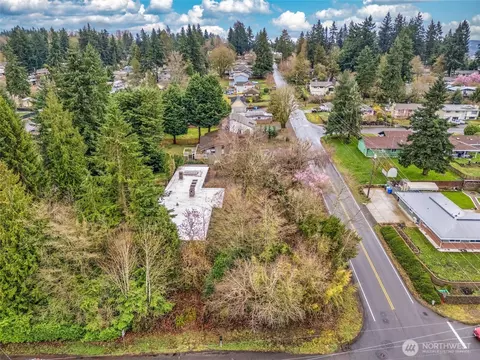 700 Reiten Rd, Kent, WA 98030