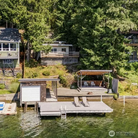 2225 Summit Lake Shore Rd NW, Olympia, WA 98502