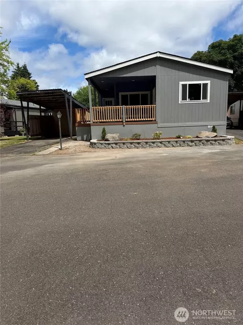 21201 NE 58th St #42, Vancouver, WA 98682