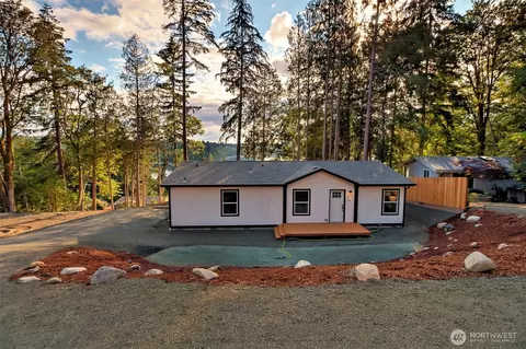 210 E Bridger Ln, Shelton, WA 98584