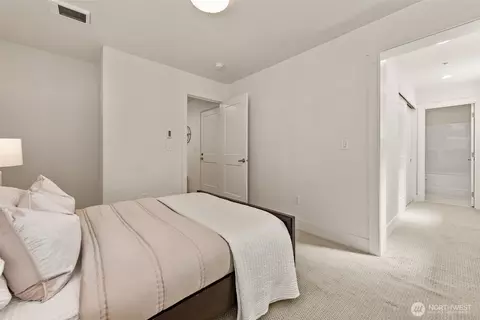 Bedroom - 18308 96th Ave NE #A, Bothell, WA 98011 photo 4 of 6