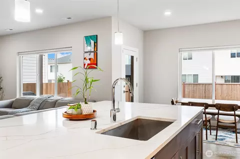 Kitchen - 17809 2nd Ave W, Bothell, WA 98012 photo 1 of 6