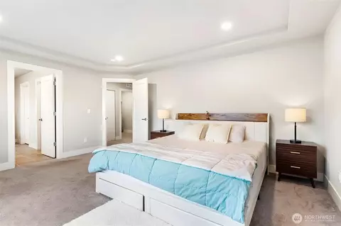 Bedroom - 17809 2nd Ave W, Bothell, WA 98012 photo 1 of 4
