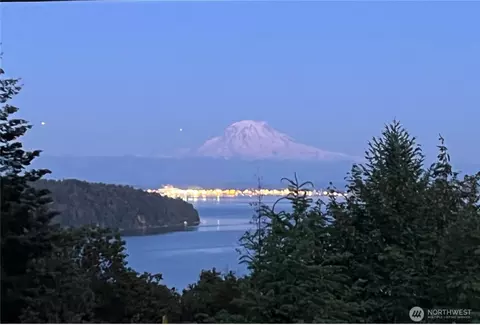 11002 Moller Dr NW, Gig Harbor, WA 98332