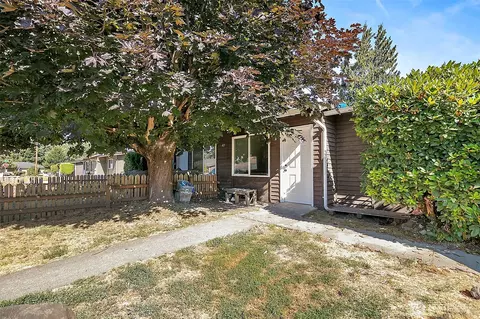 417 22nd St SE, Auburn, WA 98002