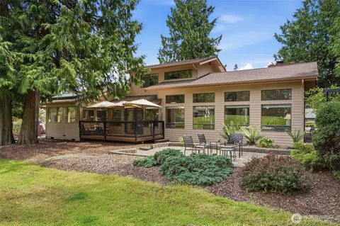 Exterior - 106 Fairway Pl, Sequim, WA 98382 photo 3 of 8