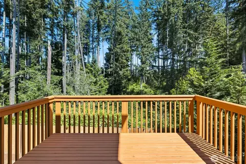 Exterior - 18023 44th Dr SE, Bothell, WA 98012 photo 4 of 6