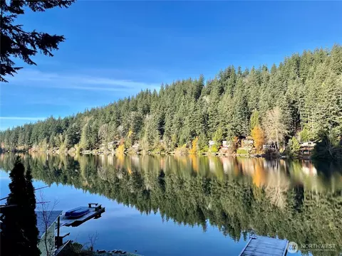 1817 Sleepy Hollow Ln, Bellingham, WA 98226