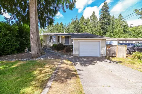 16420 W Lake Goodwin Rd, Stanwood, WA 98292