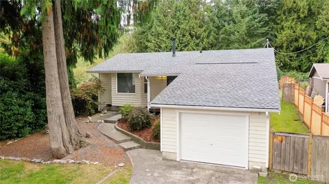 16420 W Lake Goodwin Rd, Stanwood, WA 98292