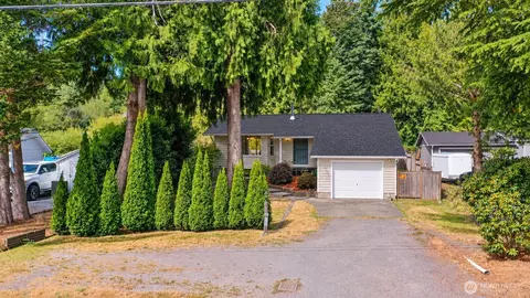 16420 W Lake Goodwin Rd, Stanwood, WA 98292