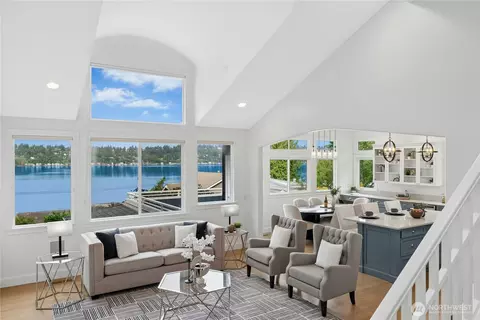 13130 Holmes Point Dr NE, Kirkland, WA 98034