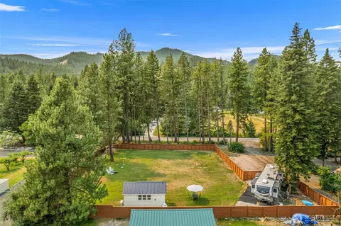 17993 River Rd, Leavenworth, WA 98826