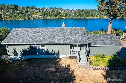 2644 Stevens Dr, Bremerton, WA 98312